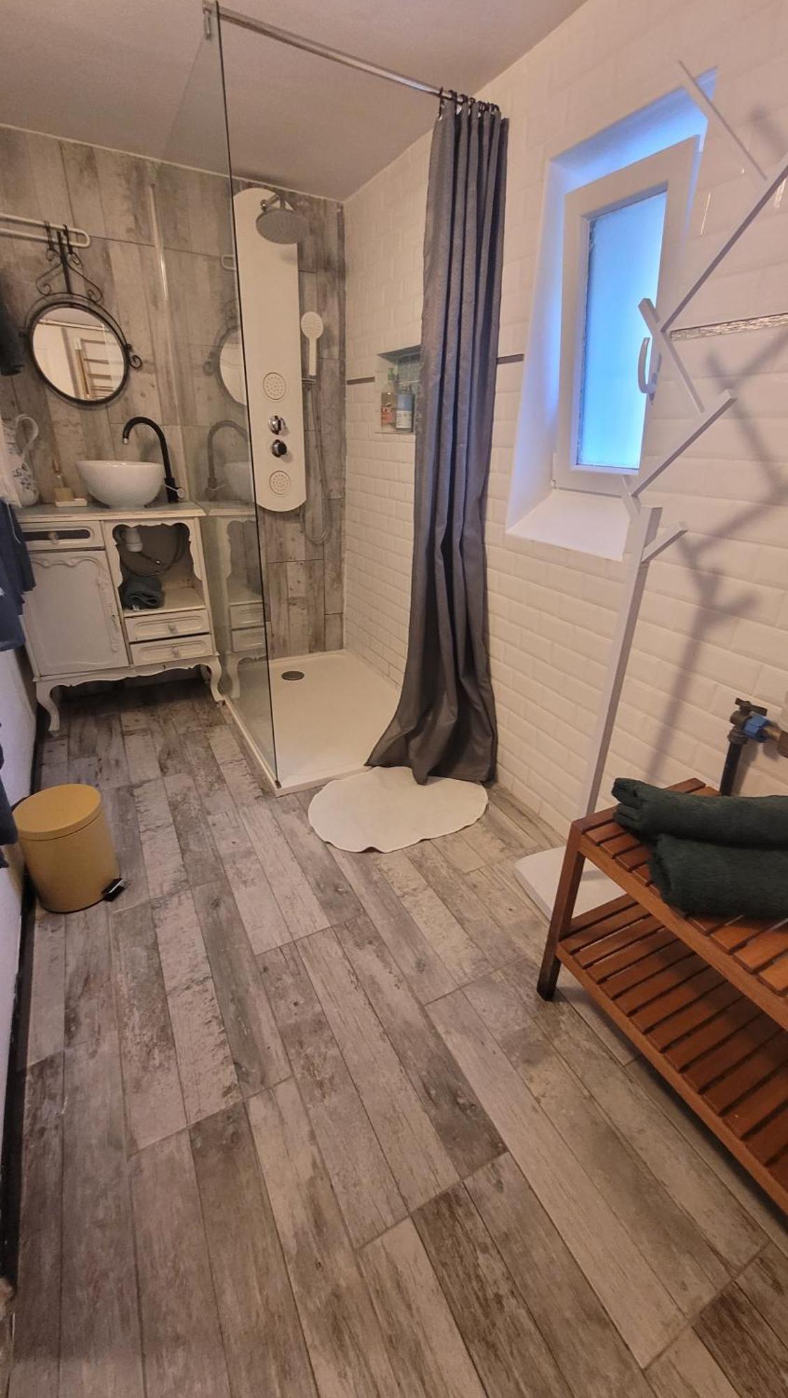 Appartement, Atelier D'Artiste Chelles  Dış mekan fotoğraf